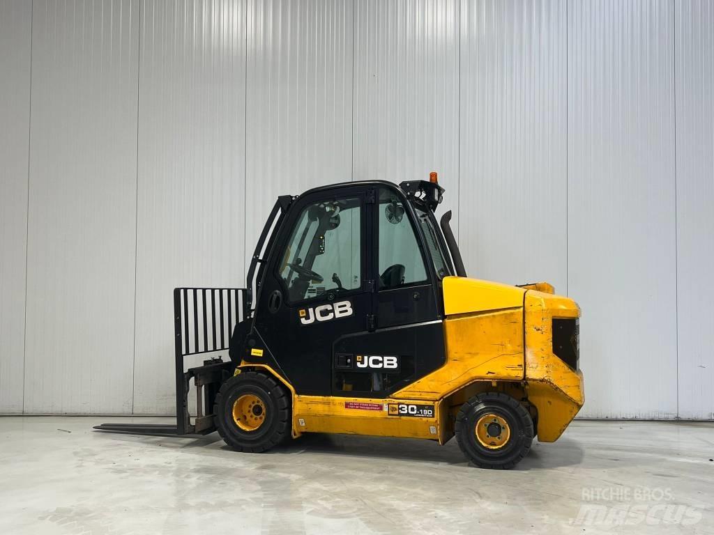 JCB TLT30-19D-2WD Diesel Trucker