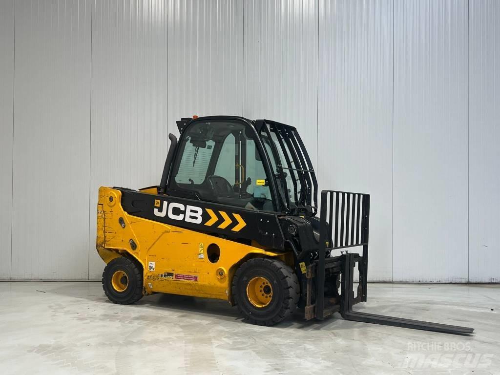 JCB TLT30-19D-2WD Diesel Trucker