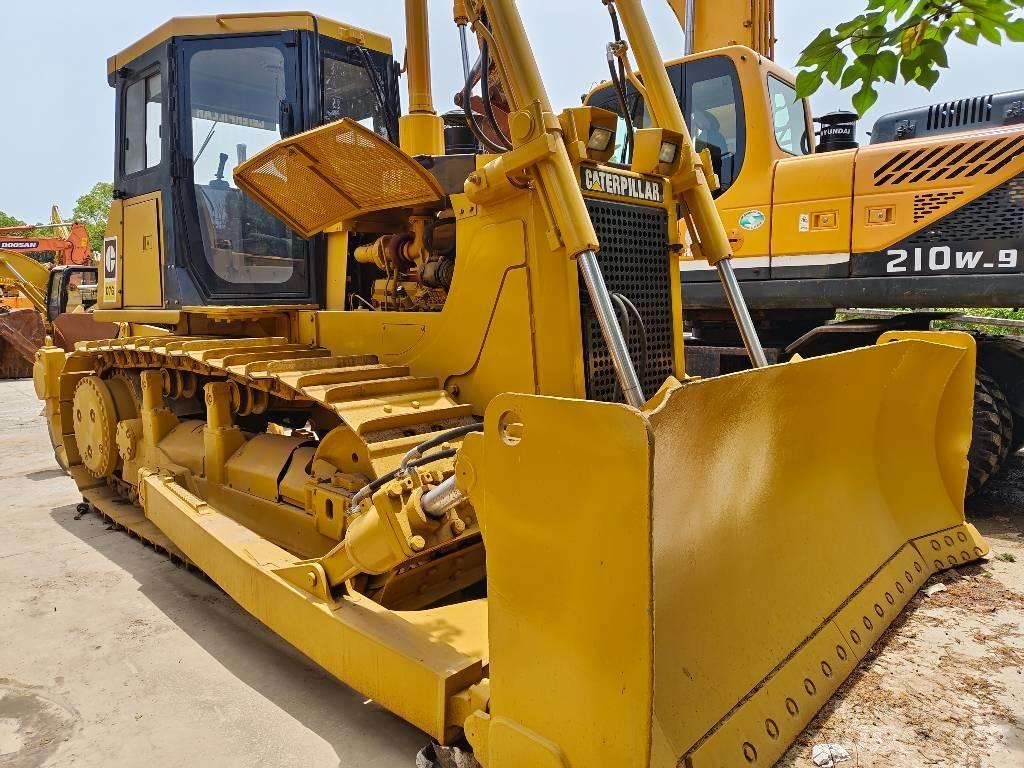 CAT D 7 G Dozere Beltegående