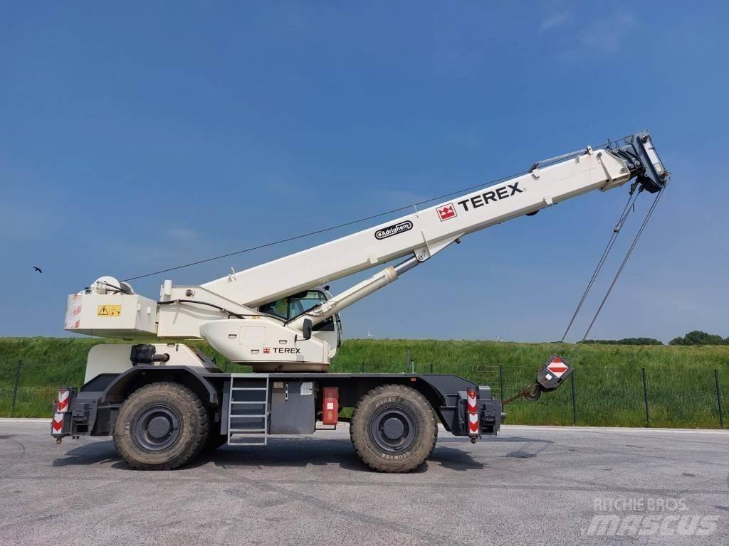 Terex Quadstar1065 Røff terreng kraner