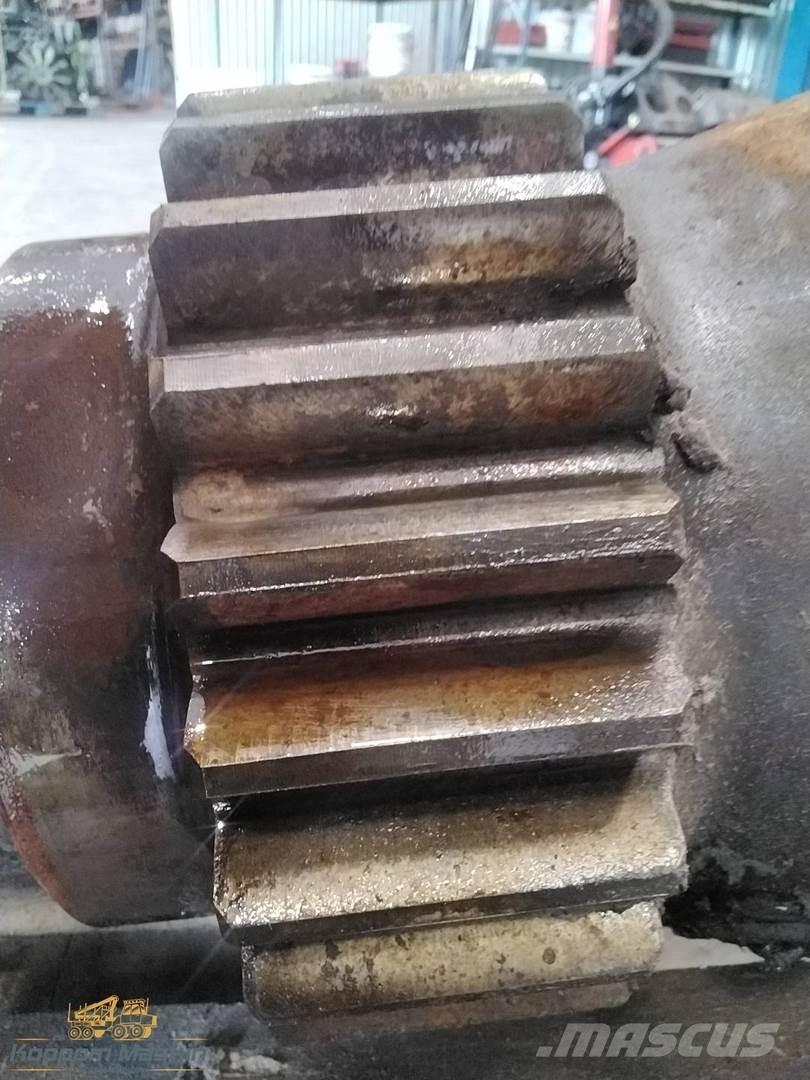 FMG 374 Skogsmaskinkraner