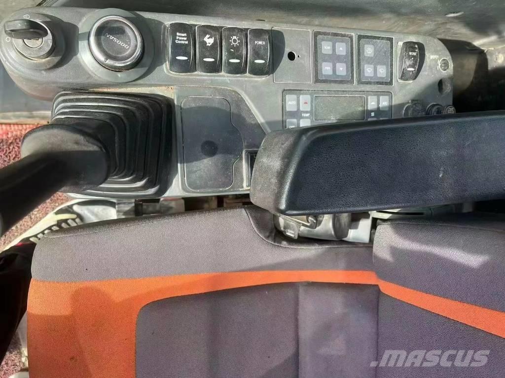 Doosan DX420LC Beltegraver
