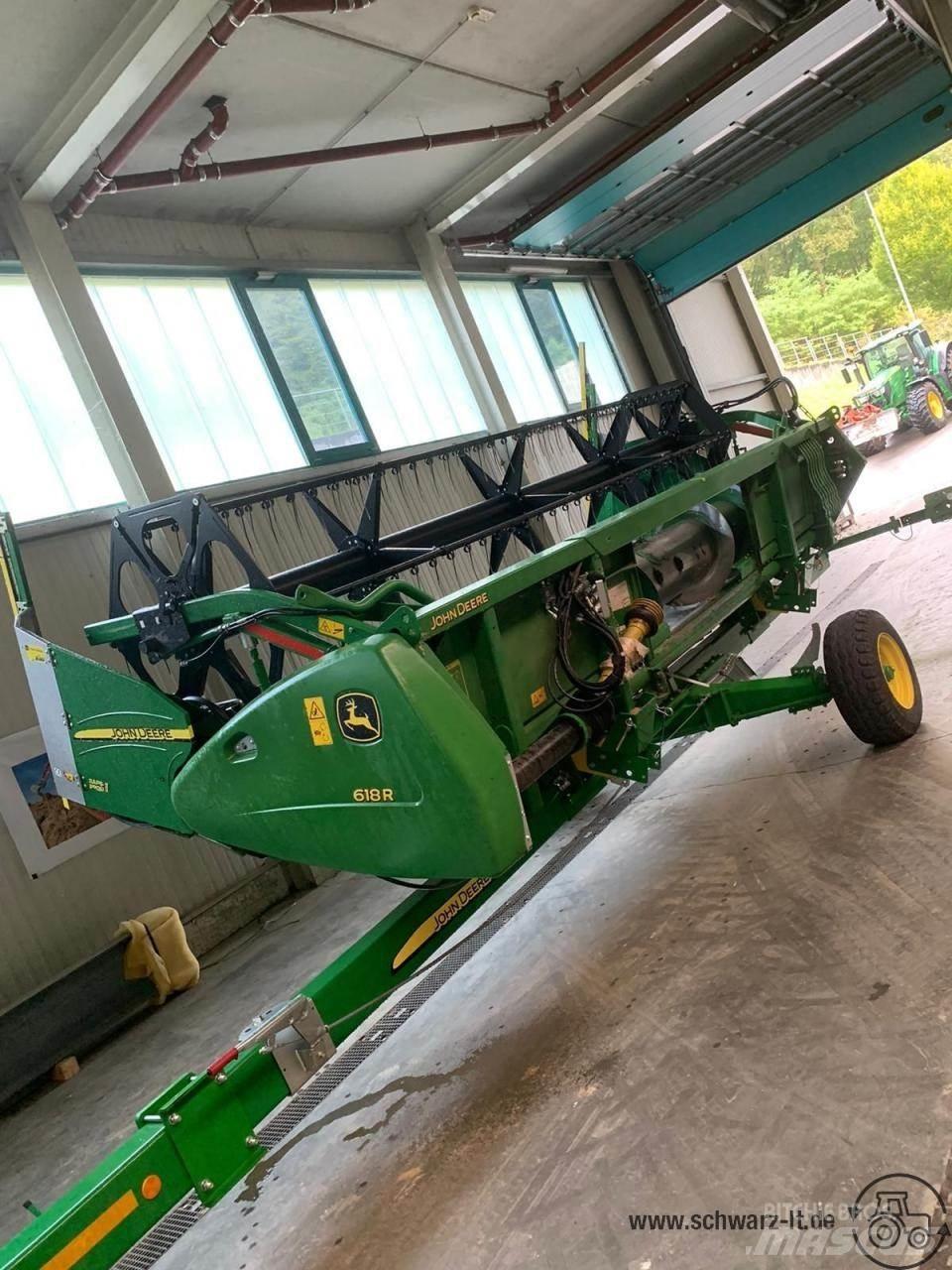 John Deere W540 Skurtreskere