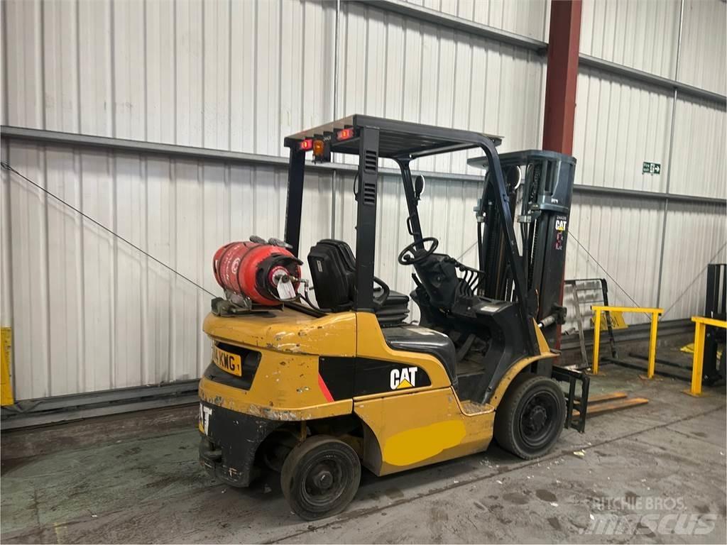 CAT GP25NT Propan trucker