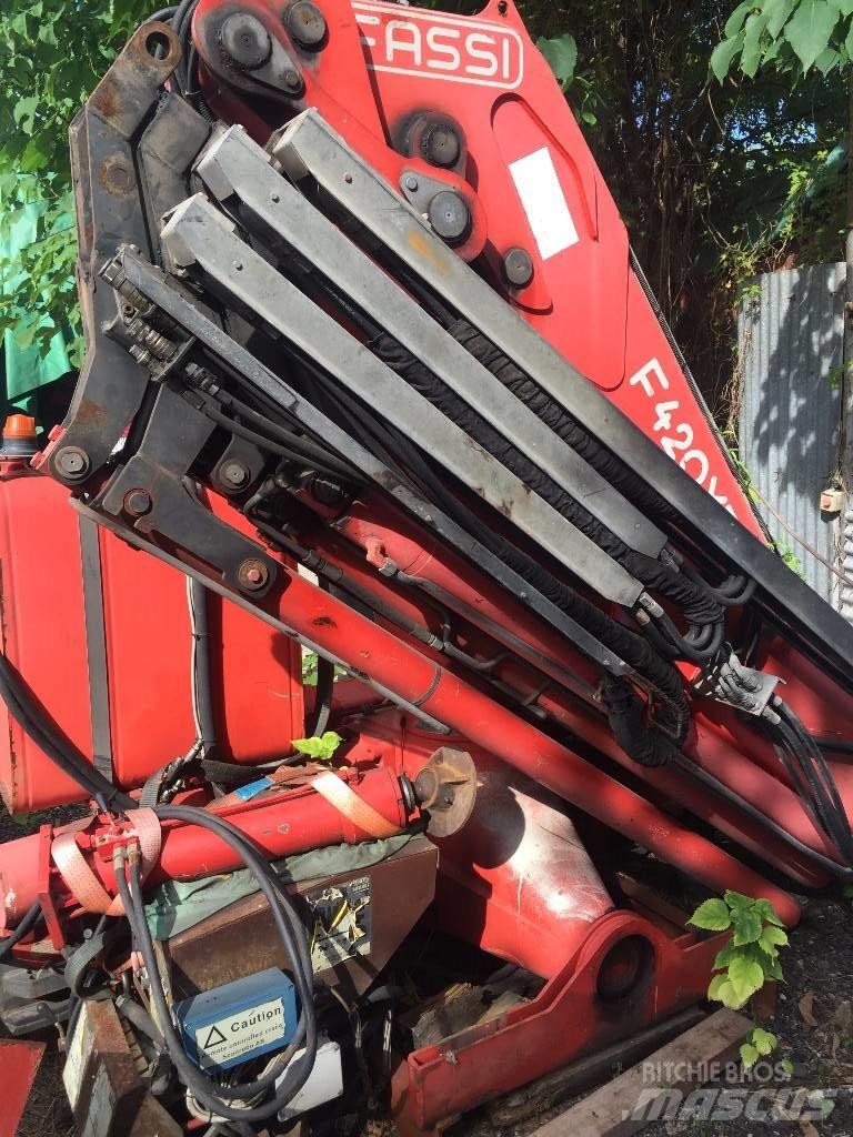 Fassi F420XP24L304 Stykkgods kraner
