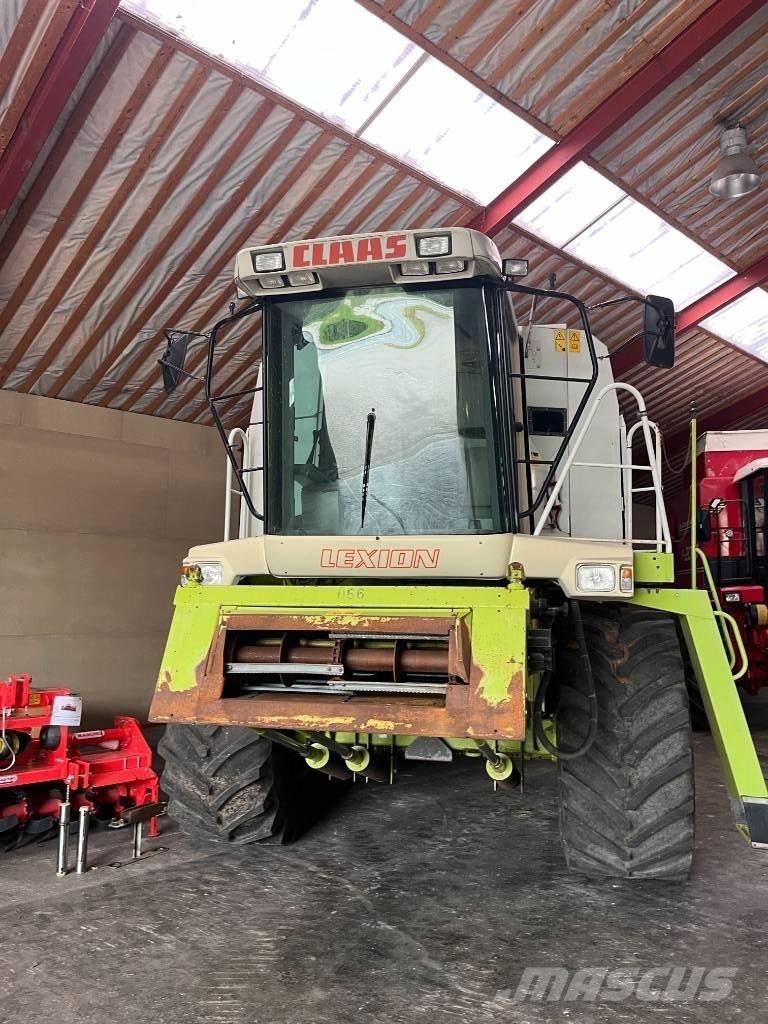CLAAS LEXION 420 Skurtreskere