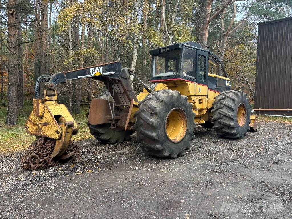 CAT 525B Skidder Stammelunner