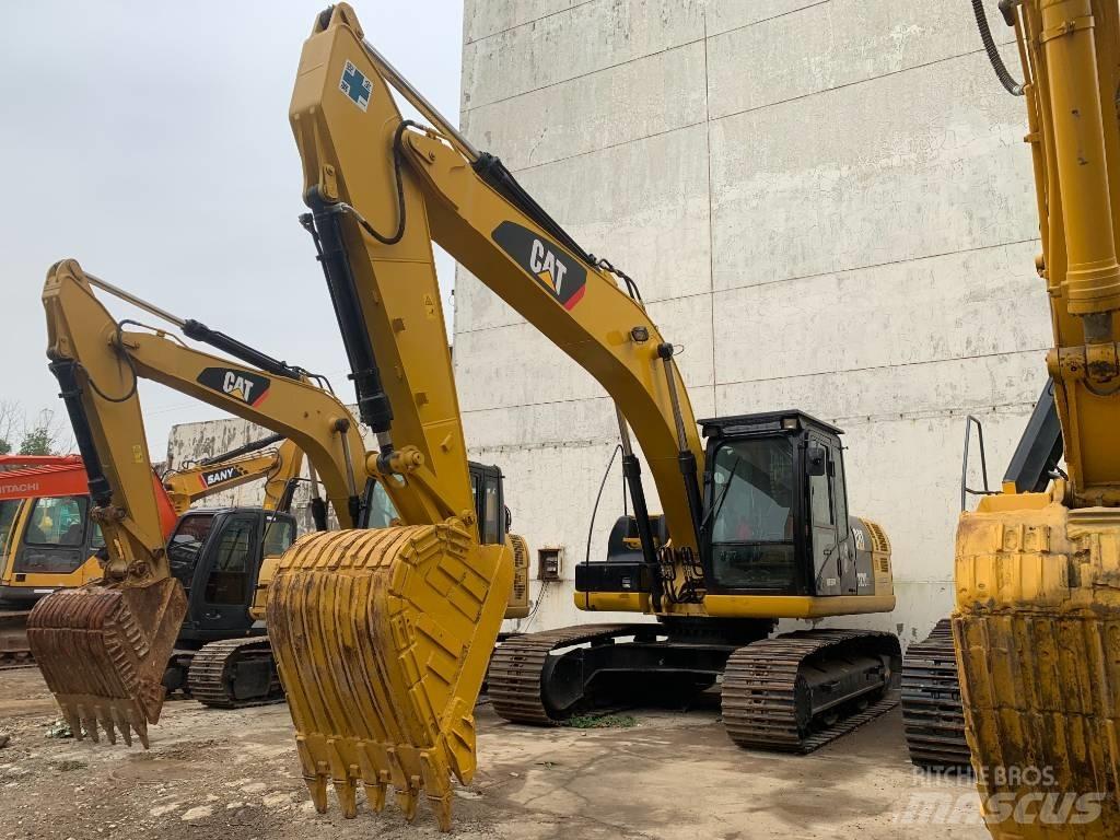 CAT 323 D L Beltegraver