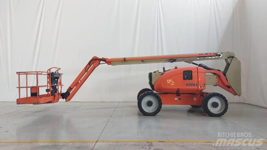 JLG 600 AJ Leddede bomlifter