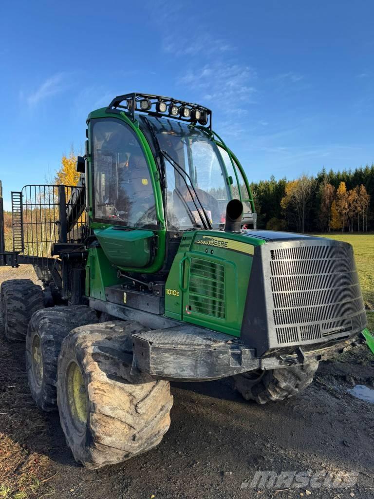 John Deere 1010 E Lassbærere