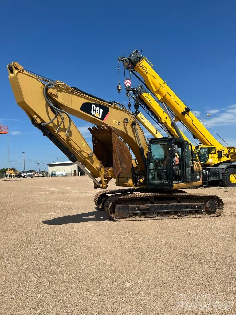 CAT 320 D L Beltegraver