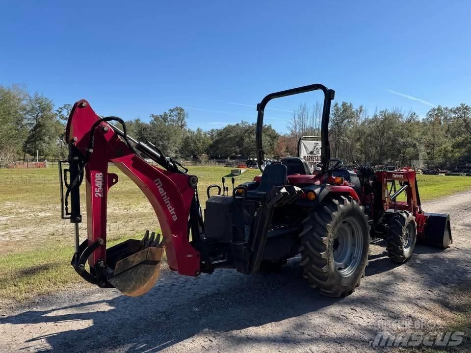 Mahindra 2545 Traktorer