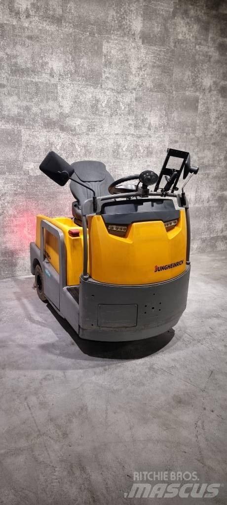 Jungheinrich EZS570 Trekkvogner