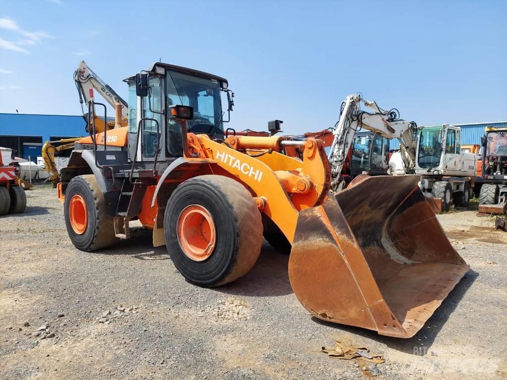 Hitachi ZW250 Hjullastere
