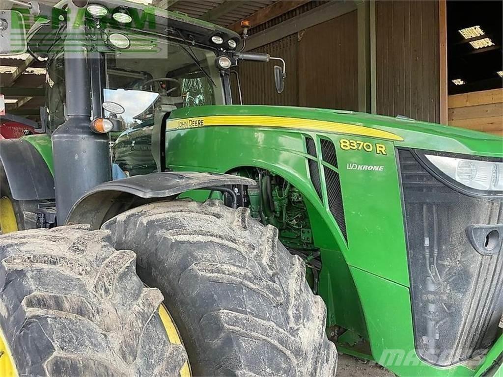 John Deere 8370 r Traktorer