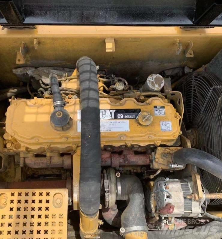CAT 330 D L Beltegraver