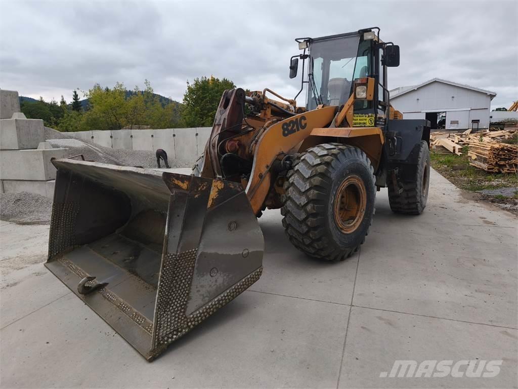 CASE 821C Anlegg - Annet
