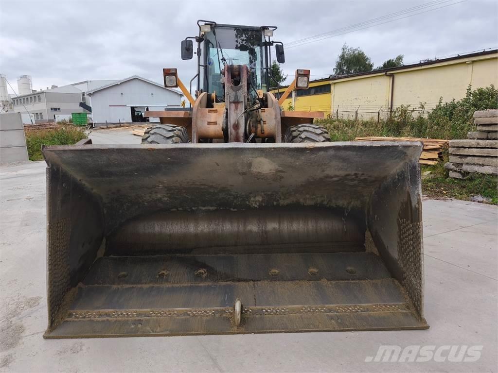 CASE 821C Anlegg - Annet