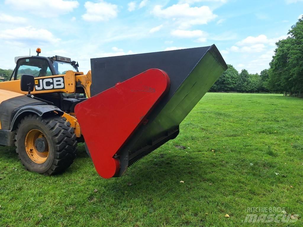  VDW Balemaster 260 Rundballerivere, -kuttere og -utpakkere
