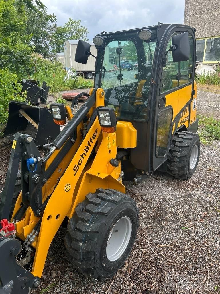 Schäffer 2428 SLT Kompaktlastere