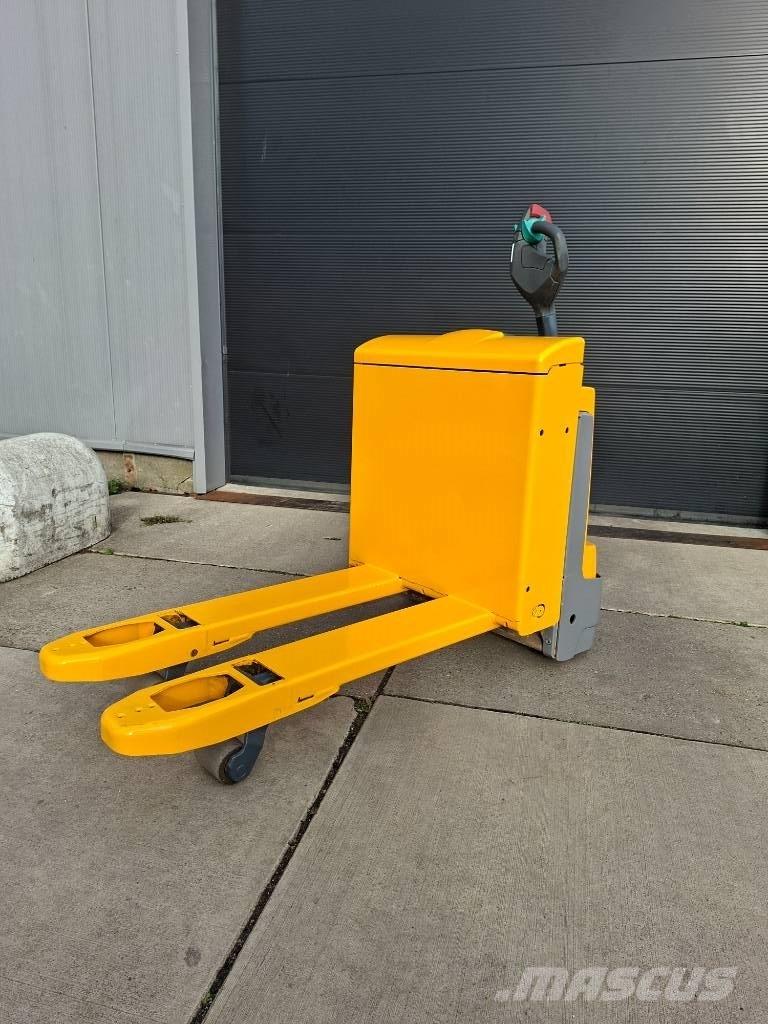 Jungheinrich EJE 116 Lavtløftende truck