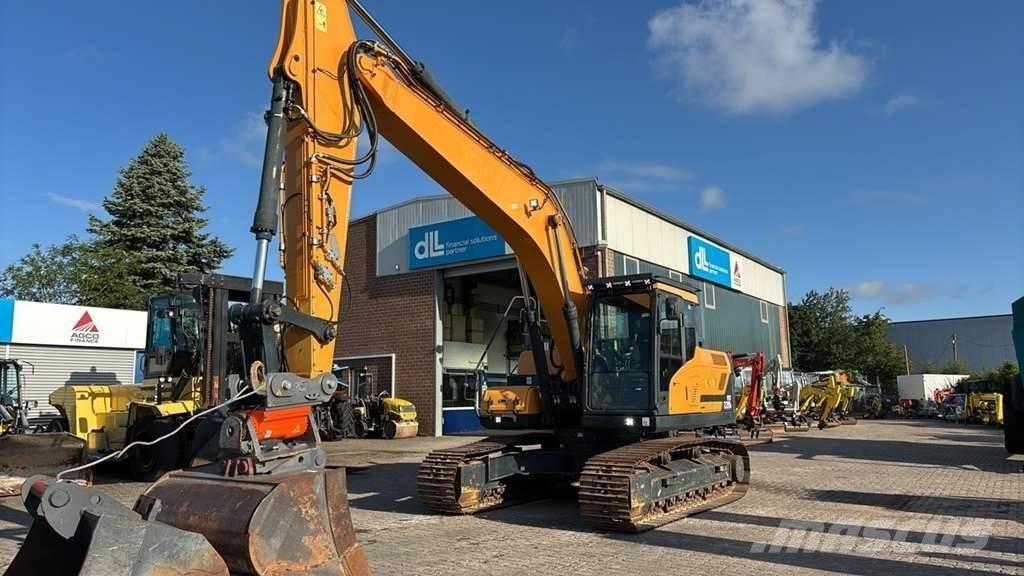 Hyundai HX220L Spesialtilpassede gravemaskiner