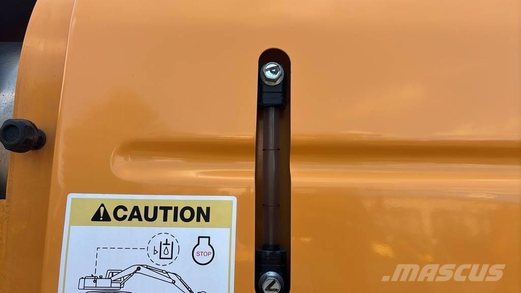 Hyundai HX220L Spesialtilpassede gravemaskiner