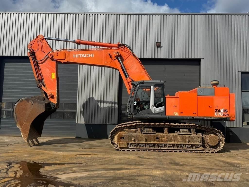 Hitachi ZX670LCH-3 Beltegraver