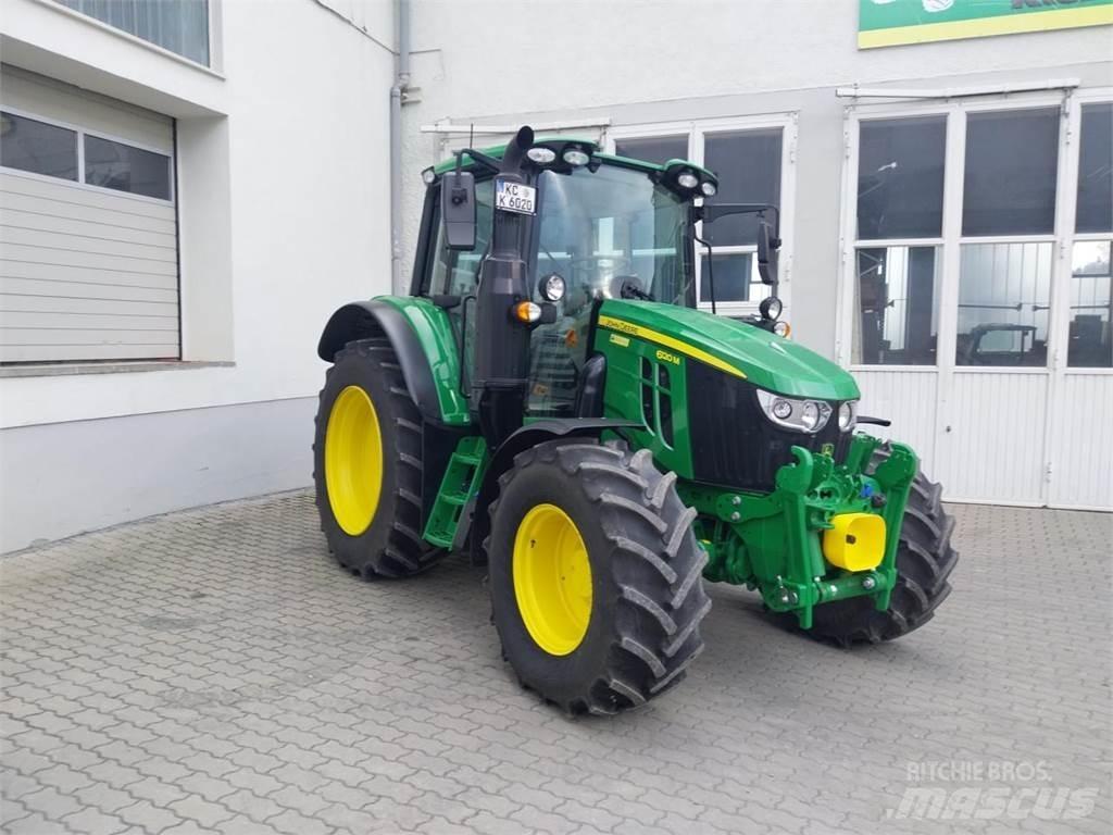 John Deere 6120M Traktorer