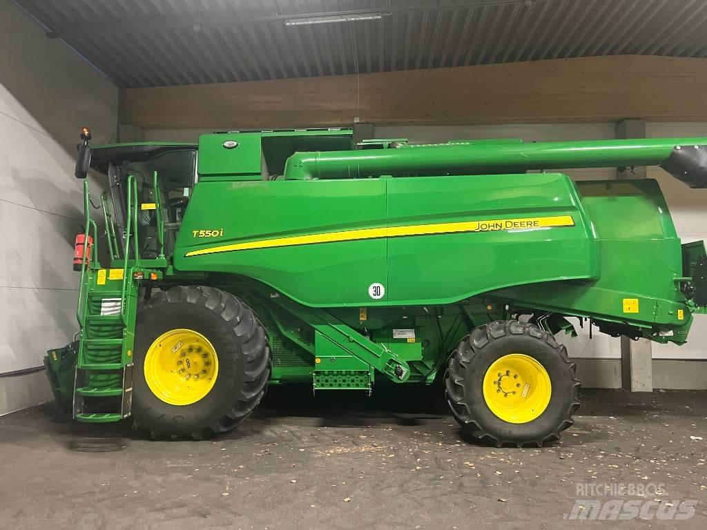 John Deere T550i Skurtreskere
