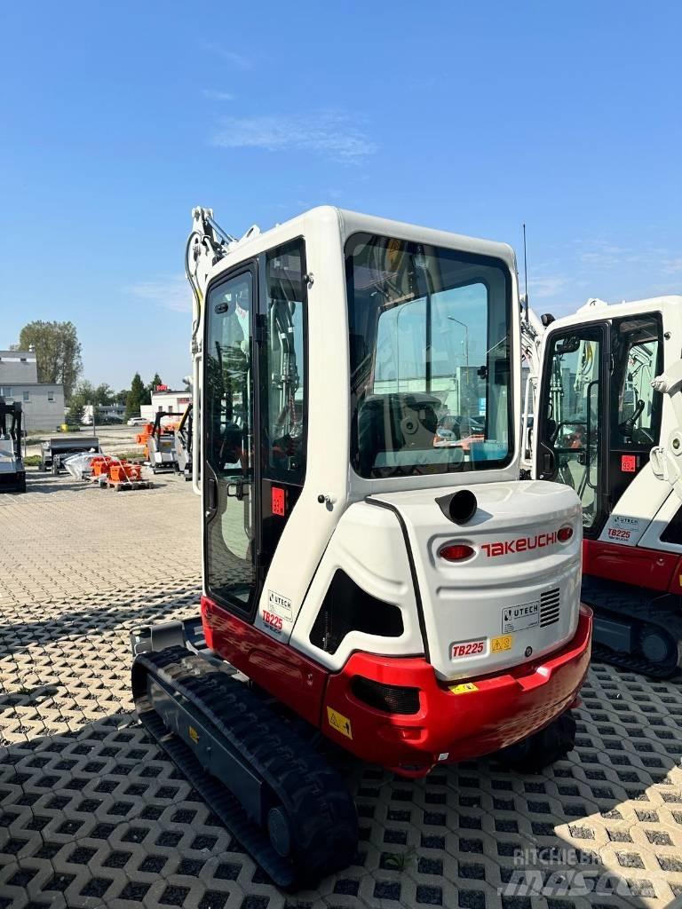 Takeuchi TB 225 V0 Minigravere <7t