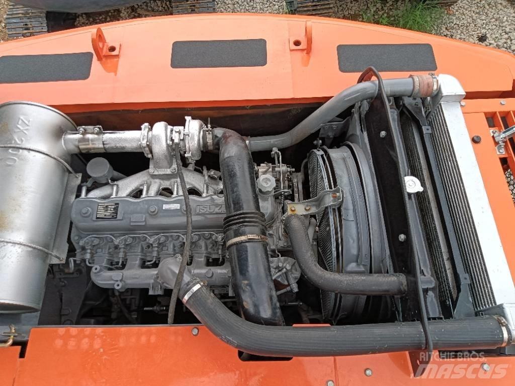 Hitachi ZX 200 Beltegraver
