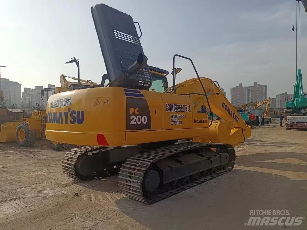 Komatsu pc200-8 Beltegraver