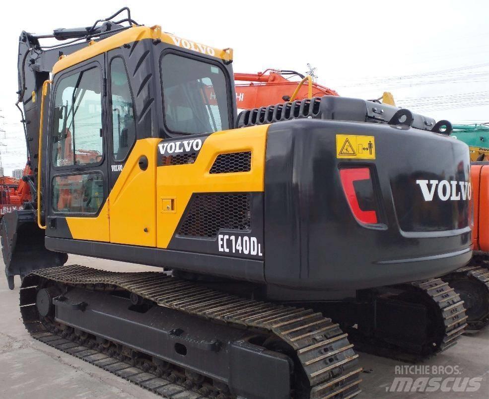Volvo EC 140 DL Beltegraver