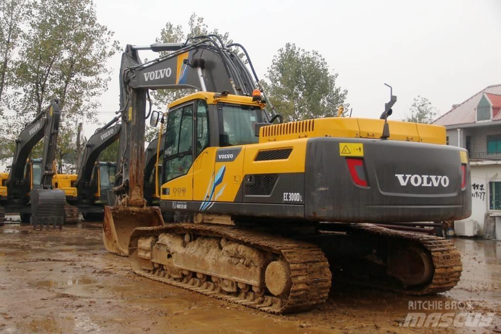 Volvo EC 300 Beltegraver