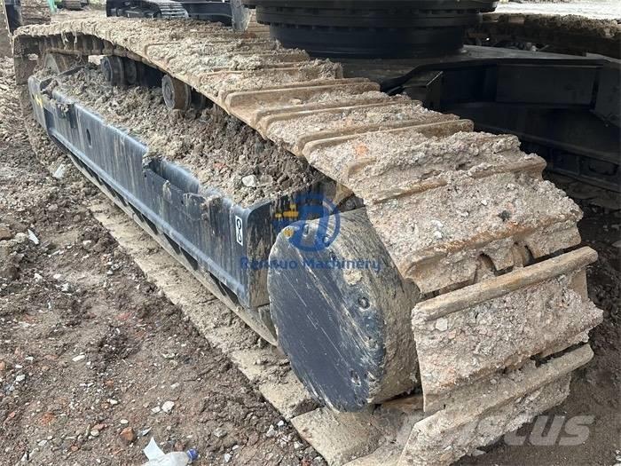 Komatsu PC450-8 Beltegraver