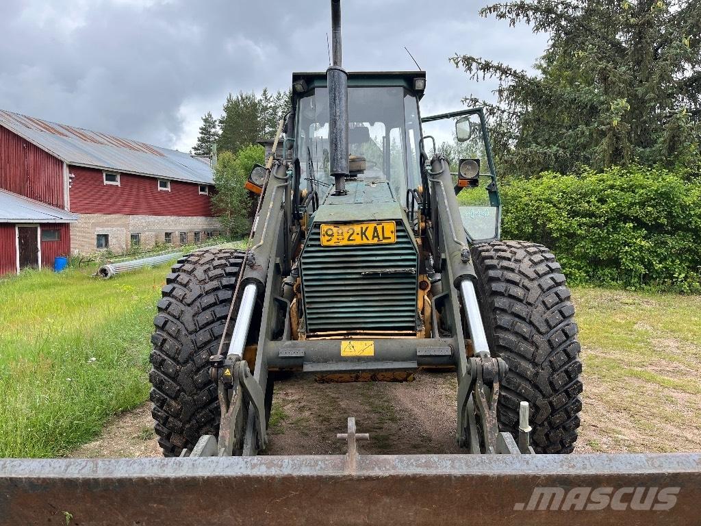 Lännen 740 Traktorgravere