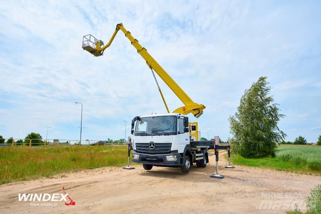 Palfinger P 300 KS Bilmontert lift