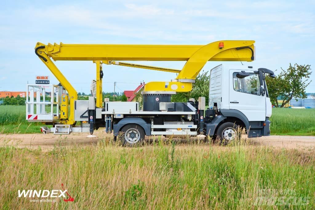 Palfinger P 300 KS Bilmontert lift