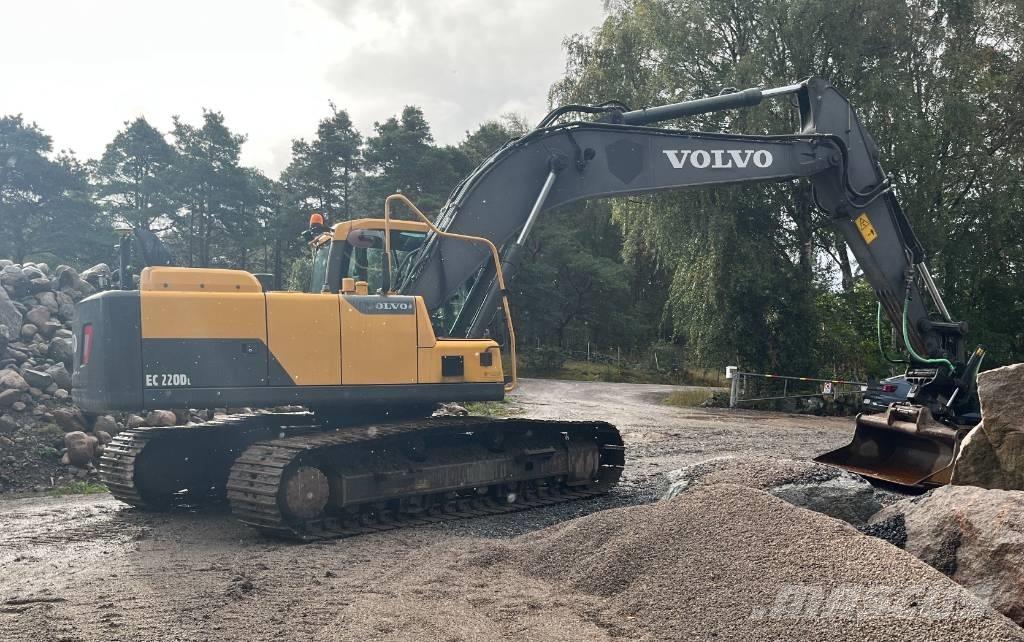 Volvo EC 220 DL Beltegraver