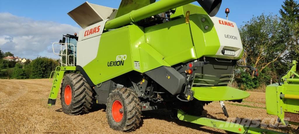 CLAAS Lexion 670 Skurtreskere
