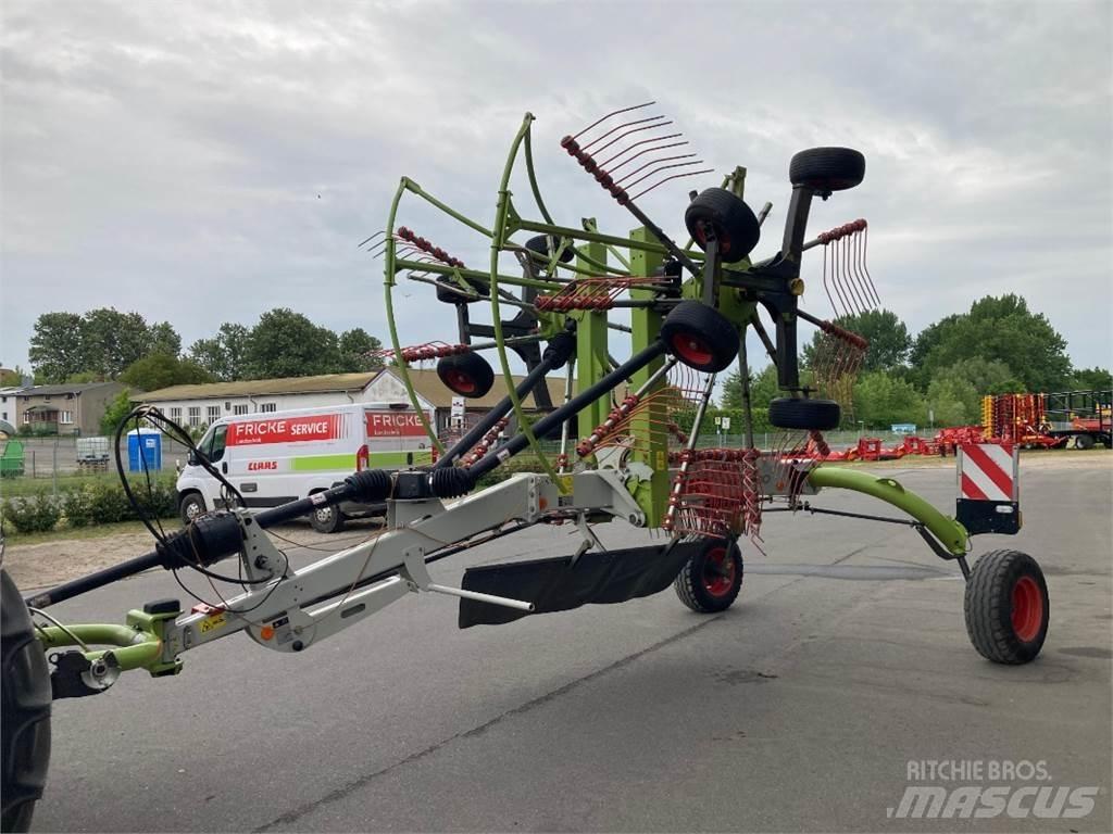 CLAAS Liner 2600 Svanser