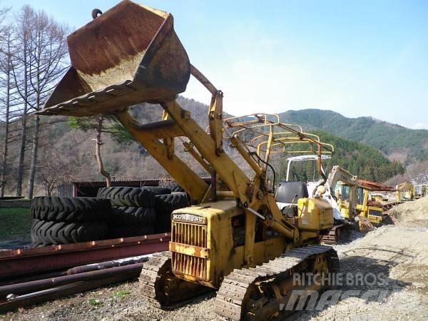 Komatsu D20S-3 Dozere Beltegående