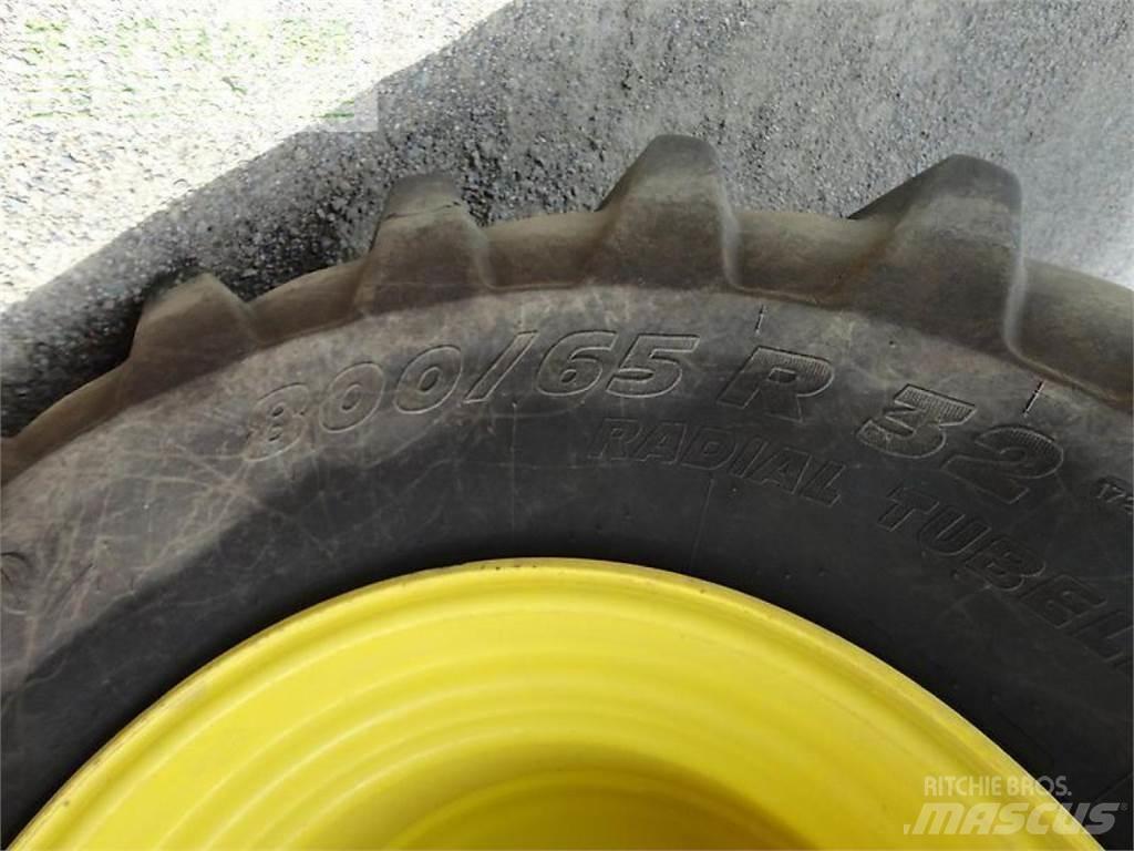 John Deere t670 Skurtreskere