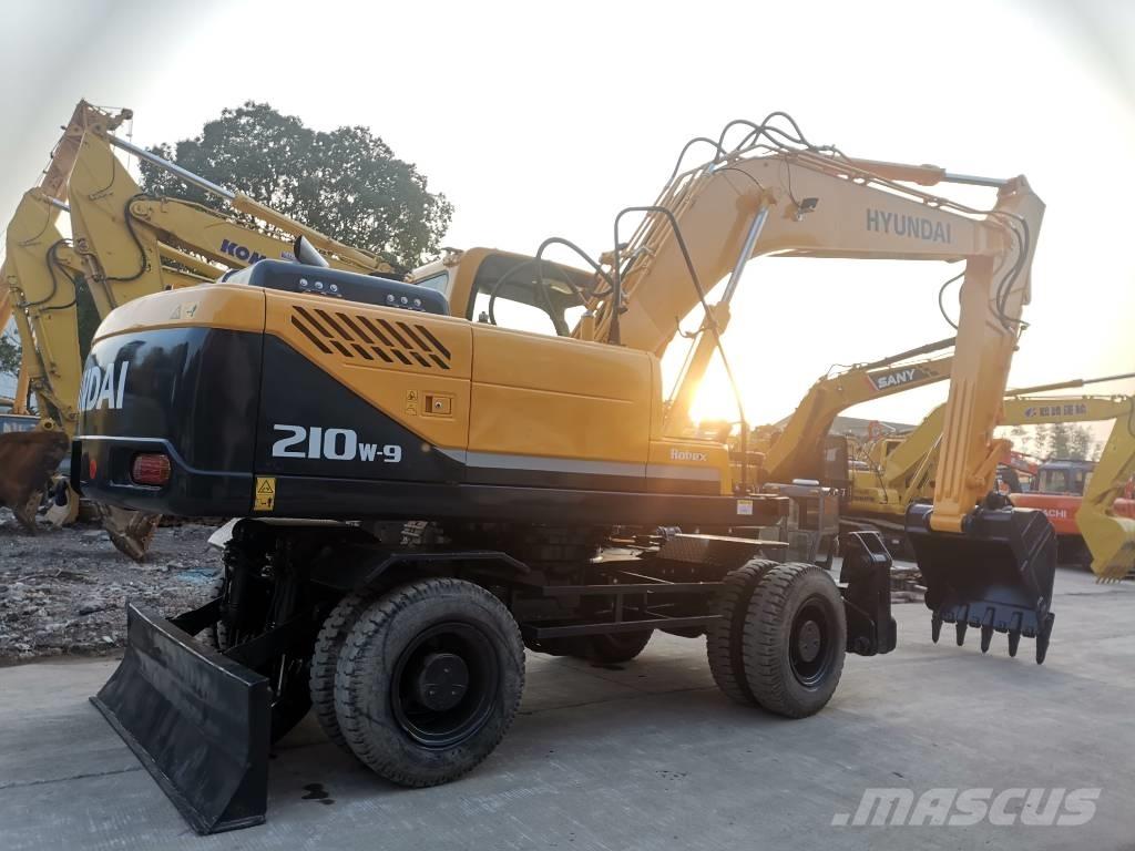 Hyundai R210W-9 Hjulgravere