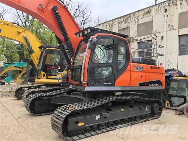 Doosan DX 300 LC Beltegraver