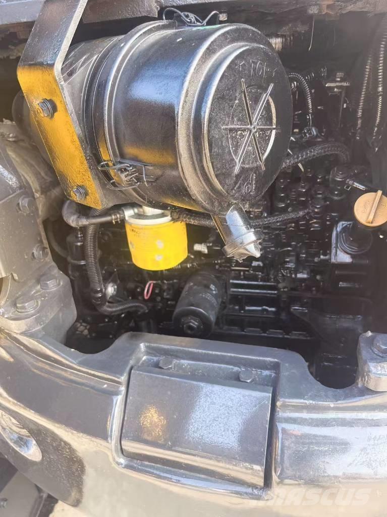 Komatsu PC 40 MR Beltegraver