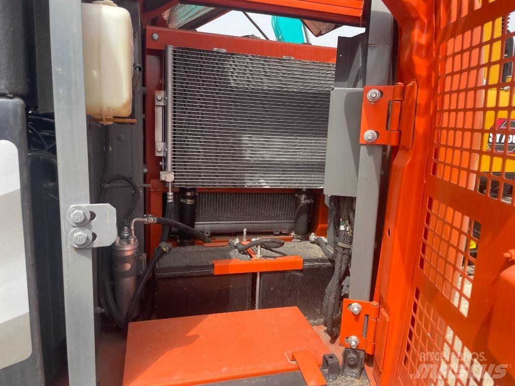 Hitachi ZX 70 Beltegraver