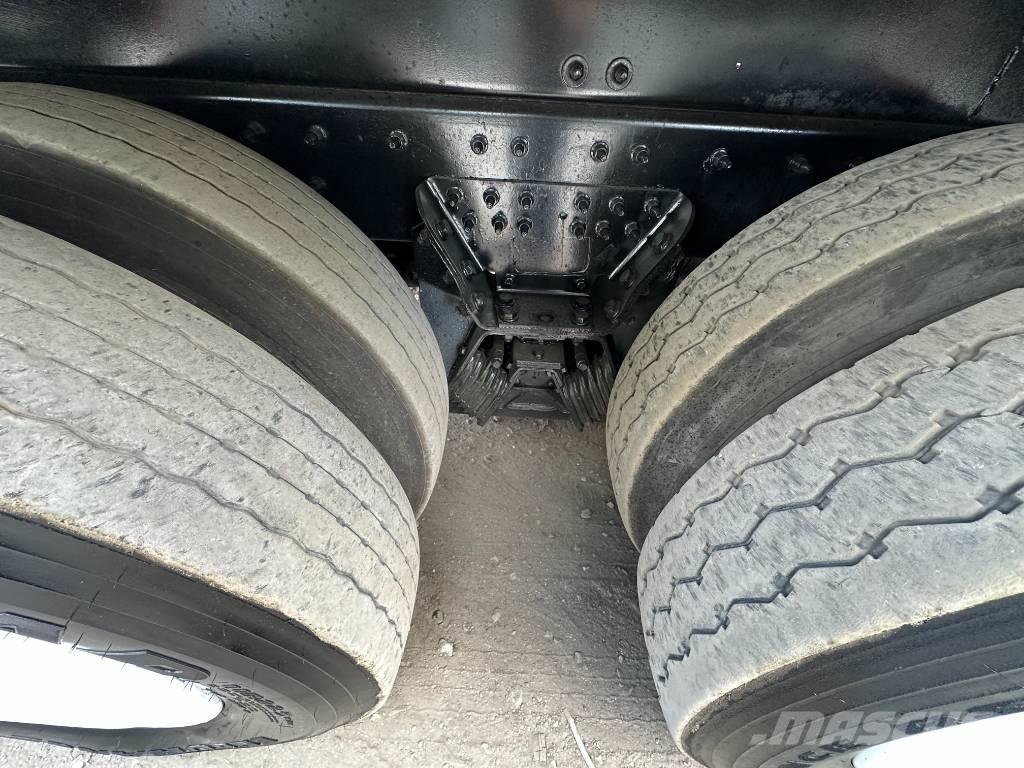 International 7400 Slamsugere