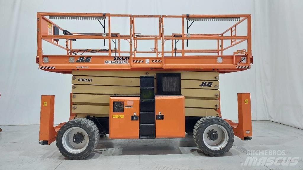 JLG 530 LRT Sakselifter